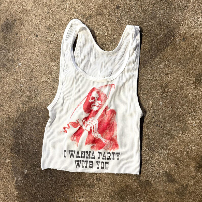 Tank Top Ribbed - Geripptes Tanktop mit Killer-Party-Vintage-inspirierter Grafik, 20